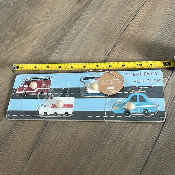 NWT Mud Pie Emergency Vehicles ๐ Knob Puzzle - Picture 7 of 8